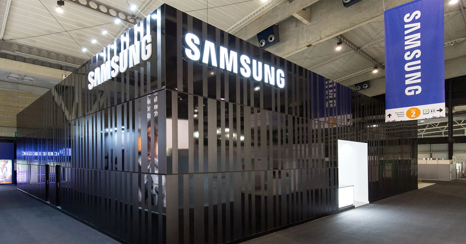 MWC-agency_Samsung-DS-booth-design