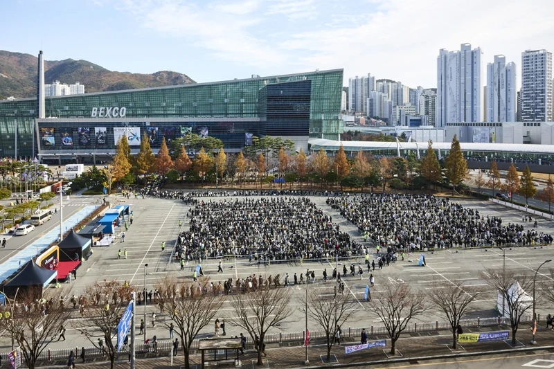 g-star Korea outdoor picture in front of BEXCO